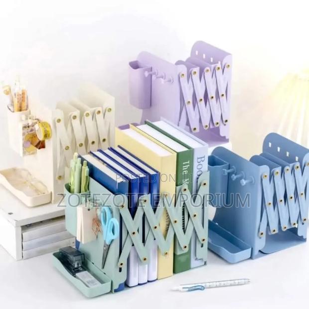 Expandable Metallic Bookshelf - thumbnail 2