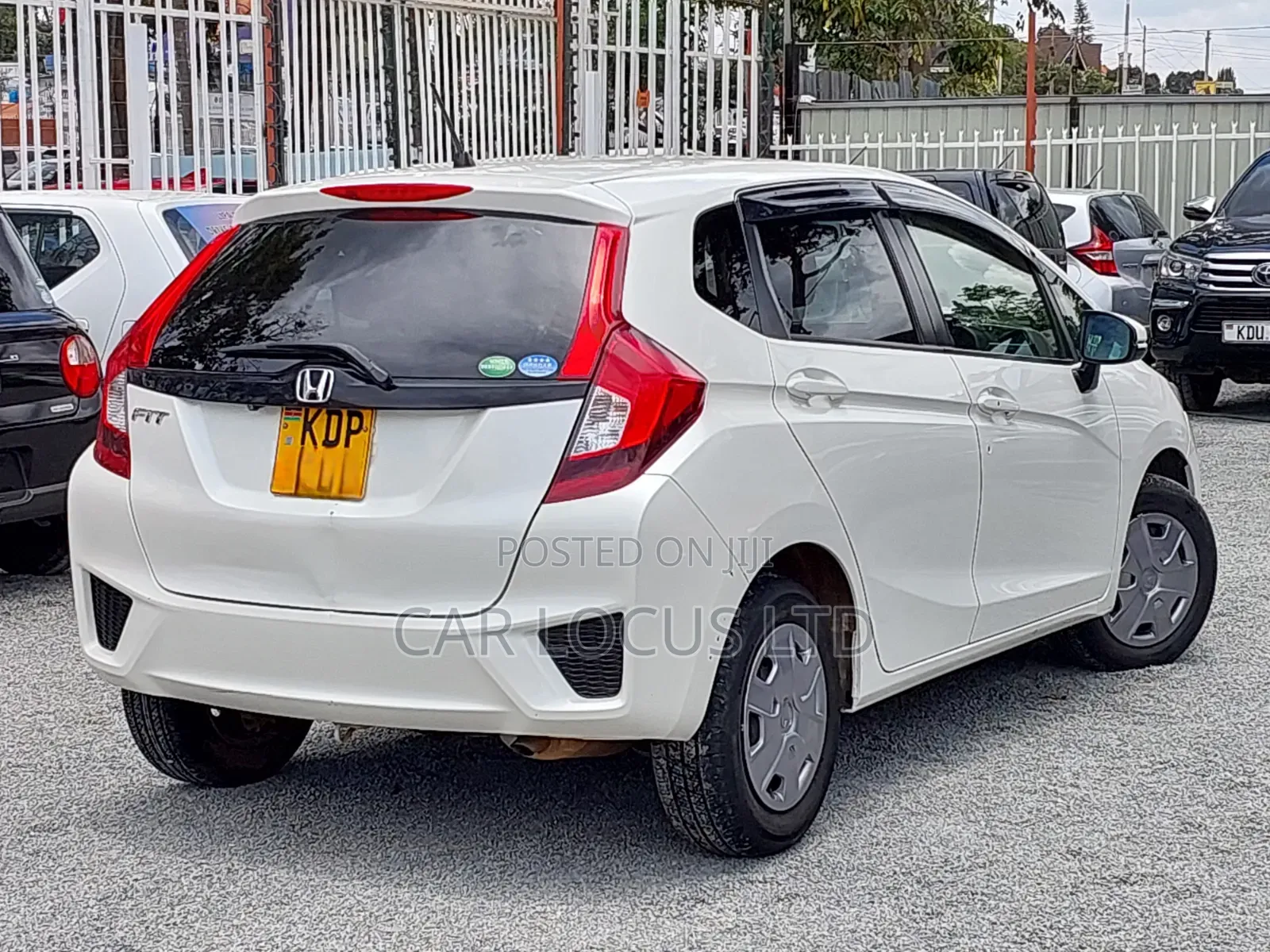 Honda Fit 2016 Pearl