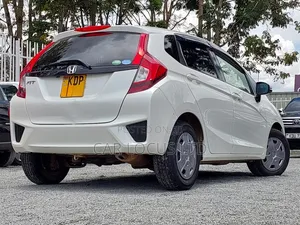 Honda Fit 2016 Pearl