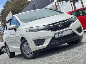 Honda Fit 2016 Pearl