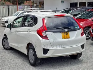 Honda Fit 2016 Pearl