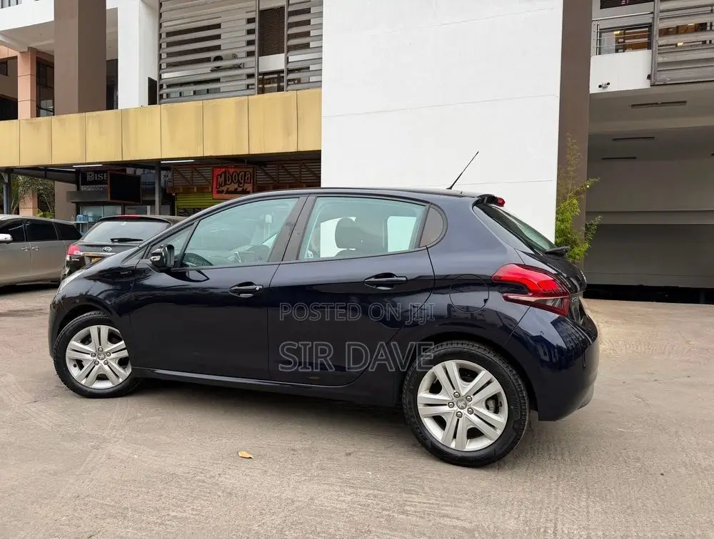 Peugeot 208 2019 Blue