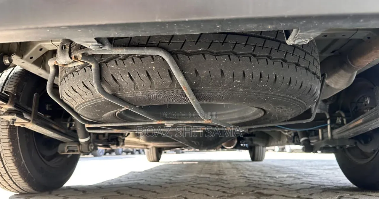 Toyota HiAce 2019 Silver