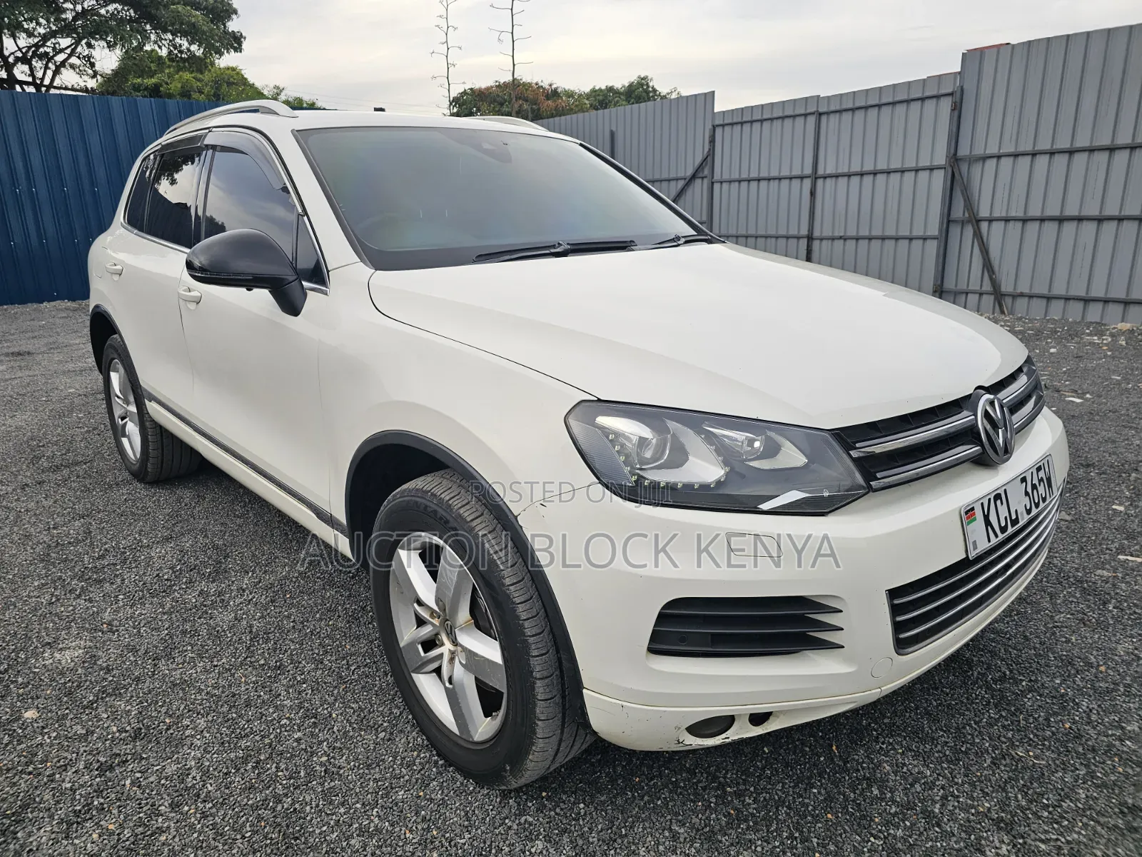 Volkswagen Touareg Hybrid 2012 White