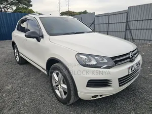Volkswagen Touareg Hybrid 2012 White
