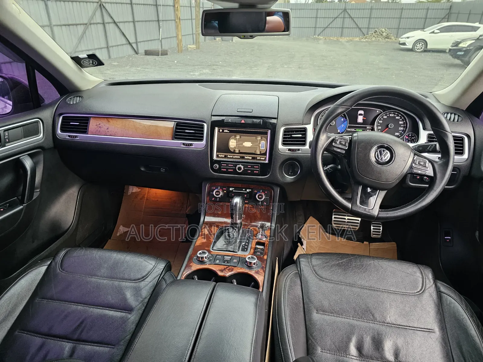 Volkswagen Touareg Hybrid 2012 White