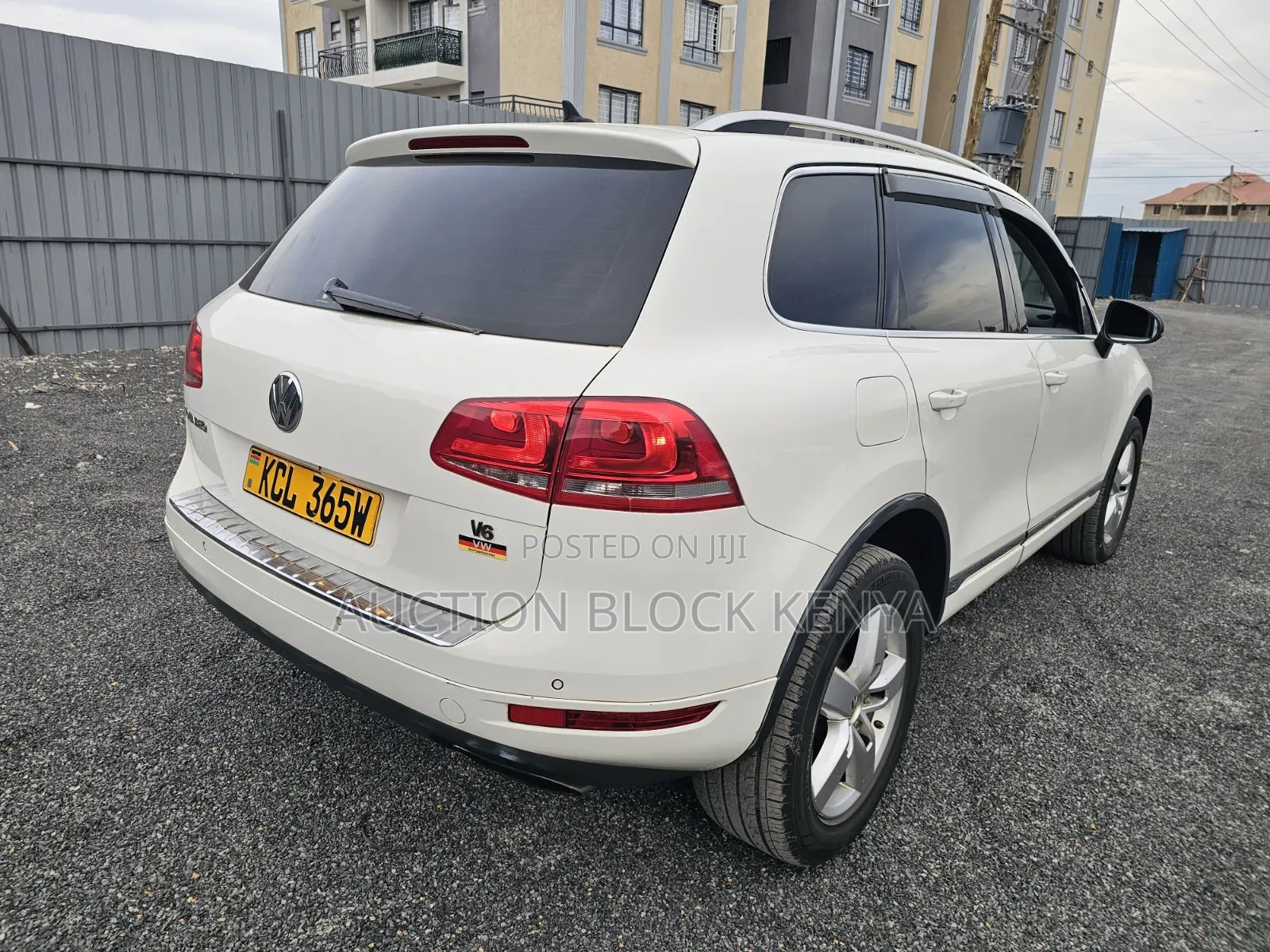 Volkswagen Touareg Hybrid 2012 White