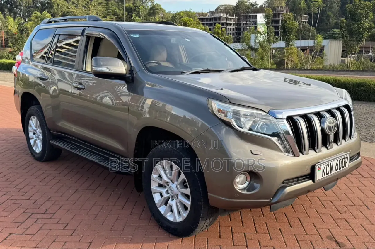 Toyota Land Cruiser Prado 2.8 D-4D 2015 Gray