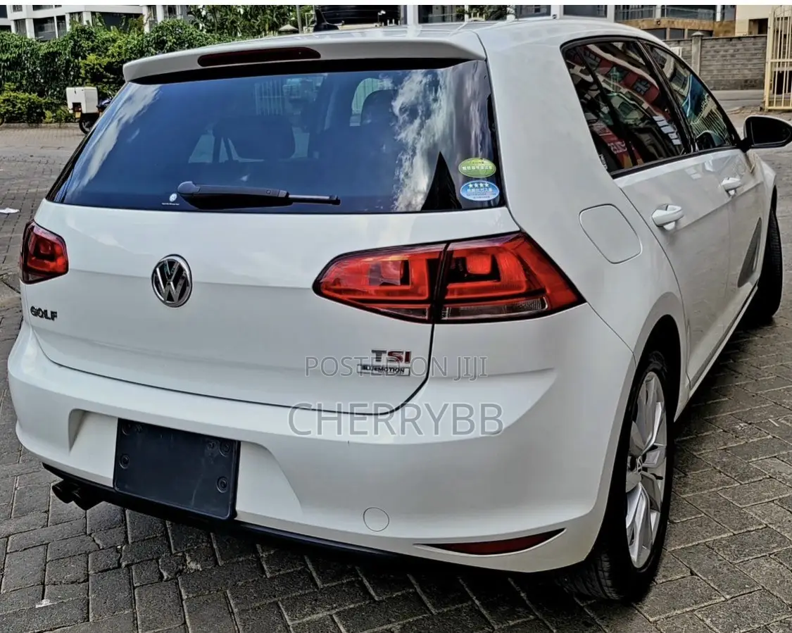 Volkswagen Golf 2017 White