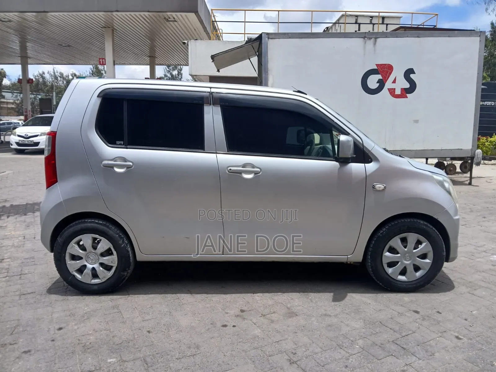 Mazda Flair 2015 Silver
