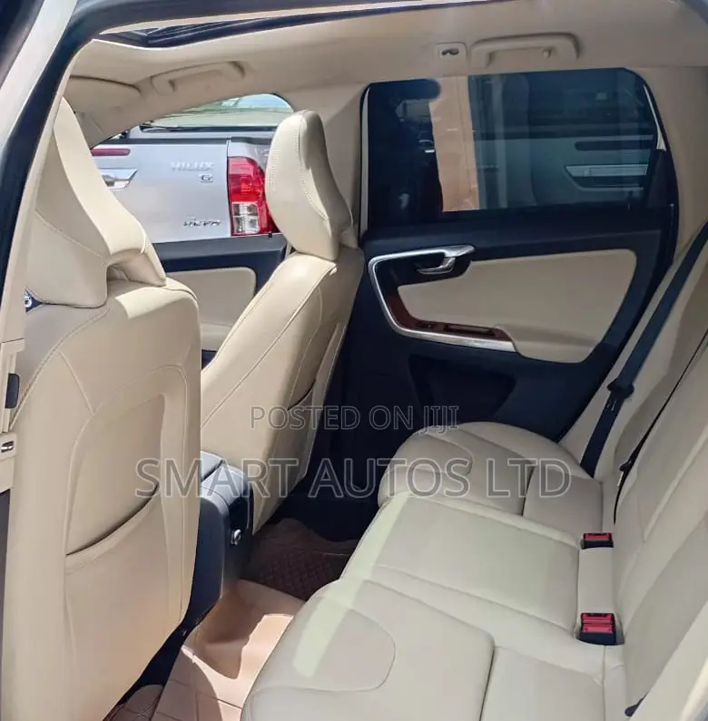 Volvo XC60 2016 White