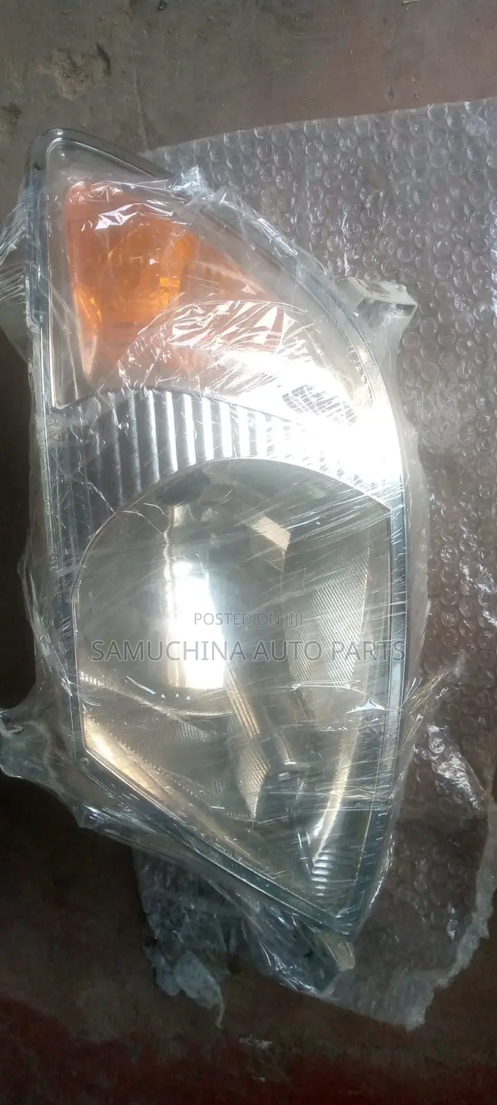 Headlight Toyota Hilux