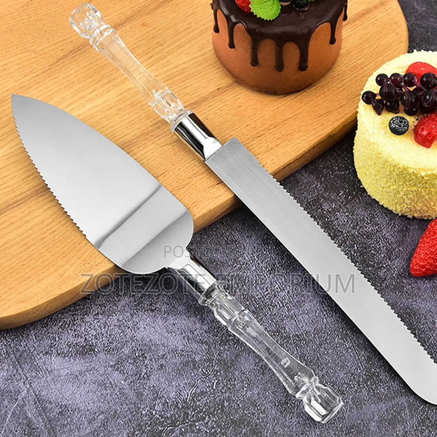 Cake Cutter and Pie Spatula
