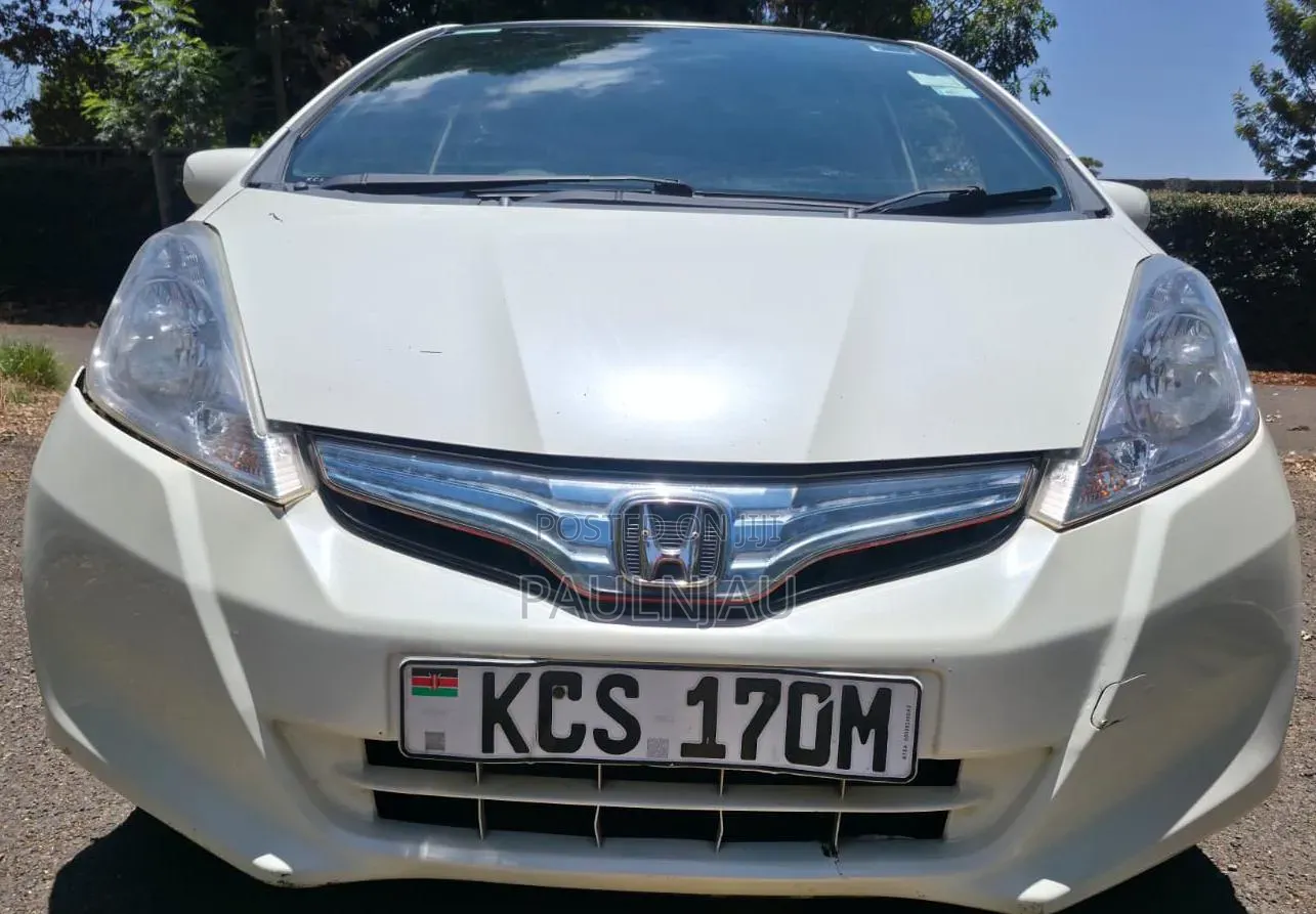 Honda Fit 2012 White