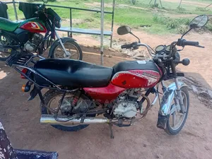 Bajaj Boxer 100 2017 Red
