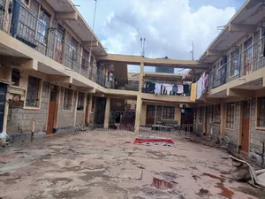 18bdrm Apartment in Juja Market, Kalimoni for sale