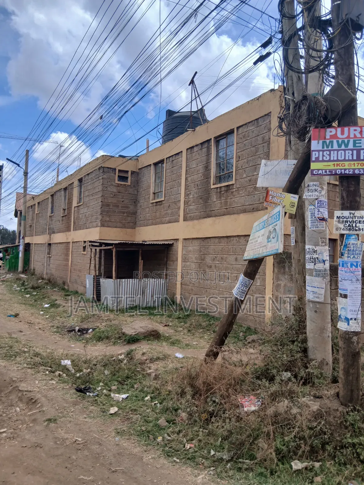 18bdrm Apartment in Juja Market, Kalimoni for sale