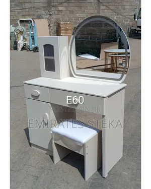 Luxury LED Dressing Table With Inbuilt Lights