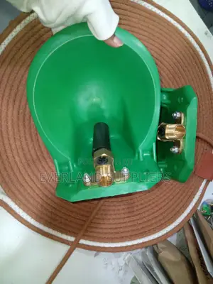 Practical Goat Drinking Trough Bowl - Plastic