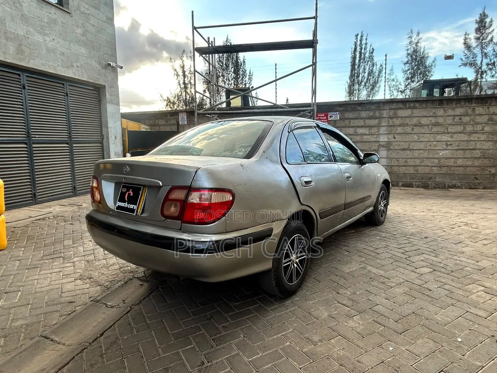 Nissan Bluebird 2002 Silver