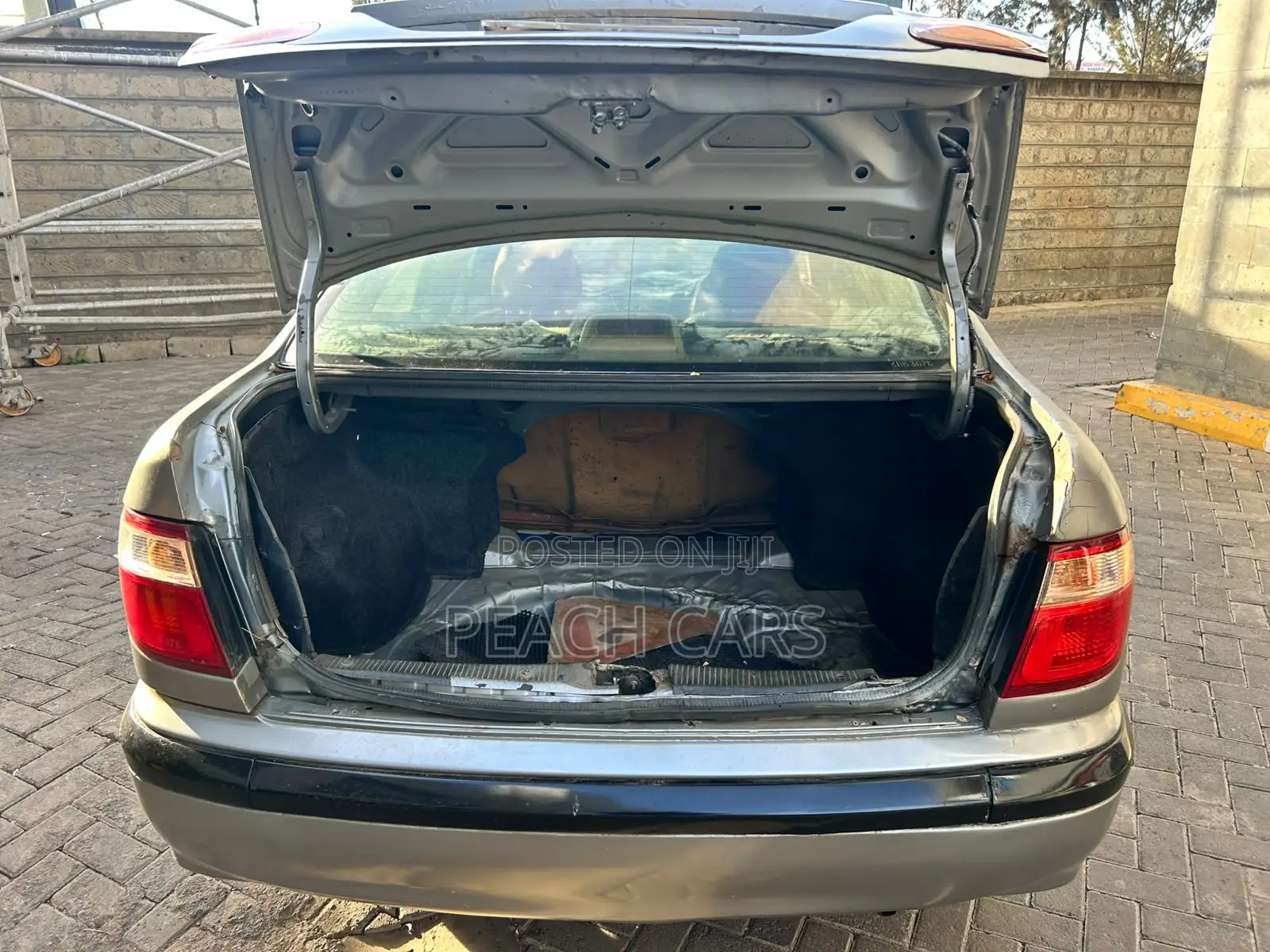 Nissan Bluebird 2002 Silver