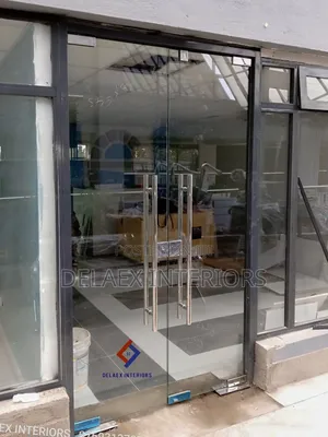 Double Frameless Glass Swing Door