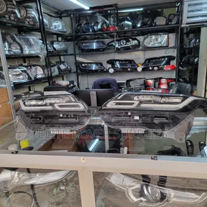 Range Rover Velar Headlights