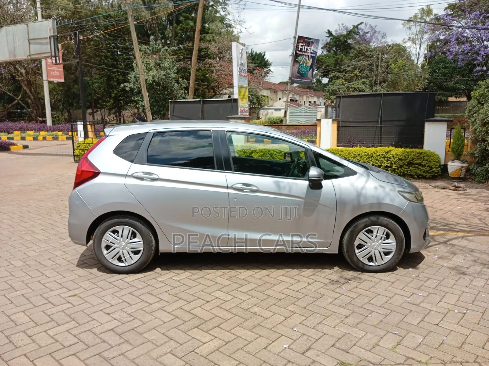 Honda Fit 2018 Silver