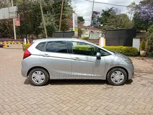 Honda Fit 2018 Silver