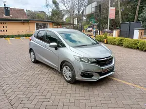 Honda Fit 2018 Silver
