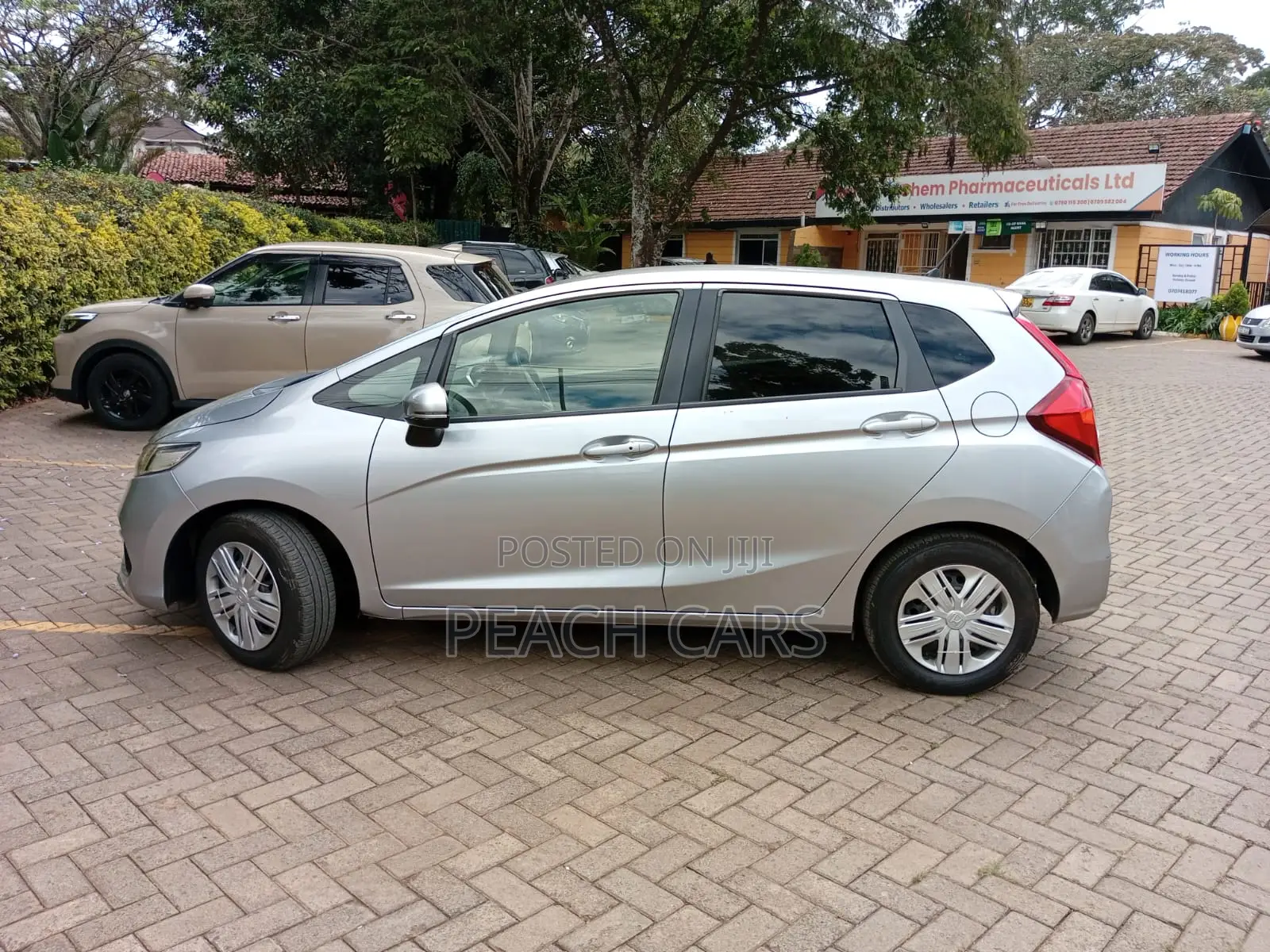 Honda Fit 2018 Silver