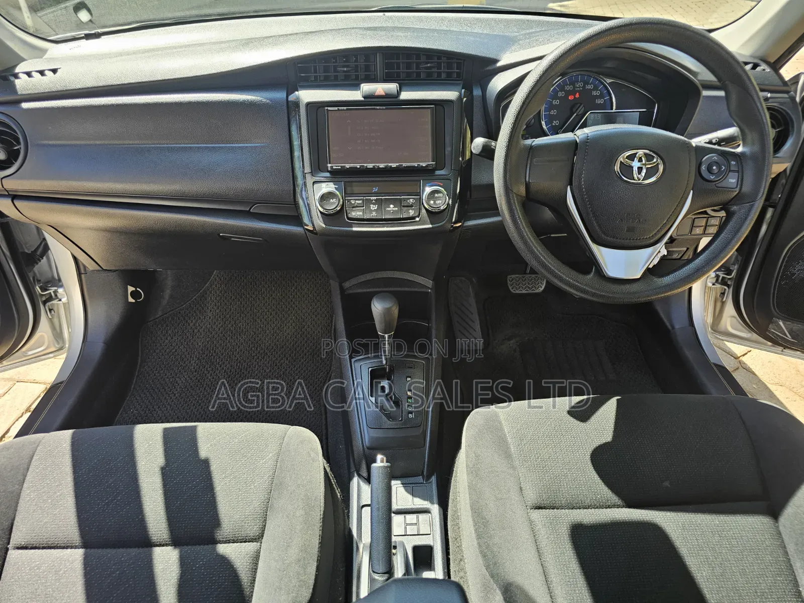 Toyota Axio 2019 Silver
