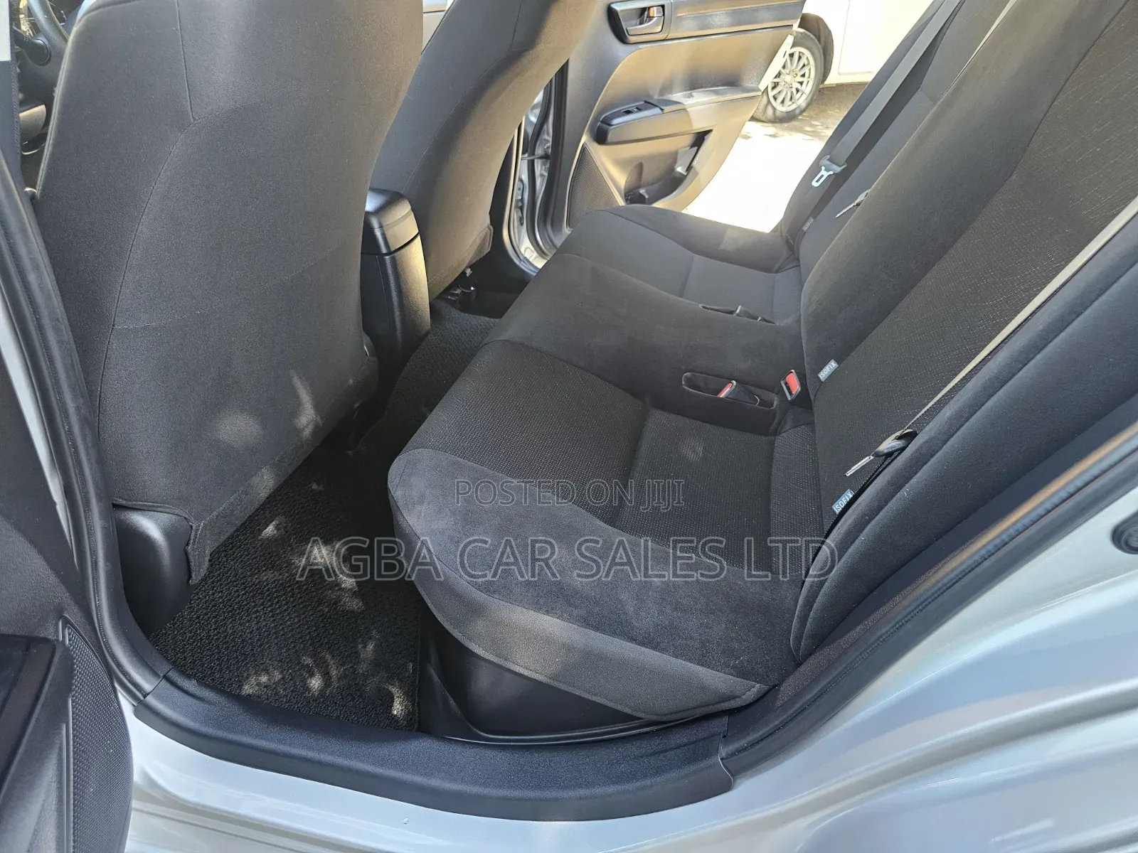 Toyota Axio 2019 Silver