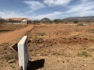 3 Acres Ewuaso Oo Nkidongi Area