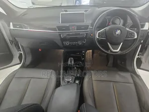 BMW X1 xDrive28i AWD 2019 White