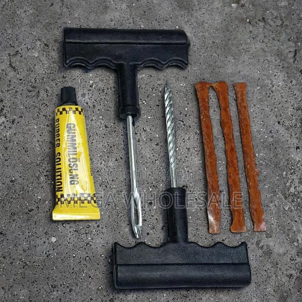 Emergency Tyre Repair Kit With Vulcanizing Rubber Solution - main view