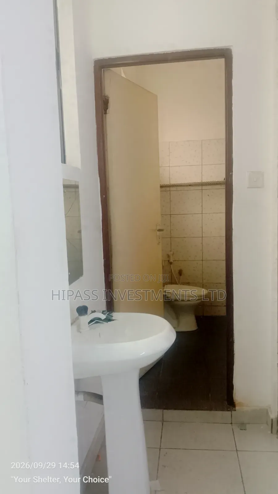 1bdrm Block of Flats in Msa Railways Station, Majengo for rent