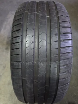 255 /40 R21 Michellin Tires