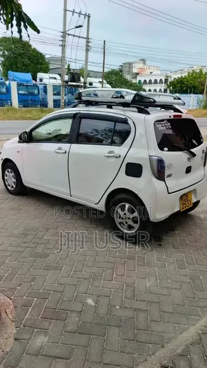 Daihatsu Mira 2013 White