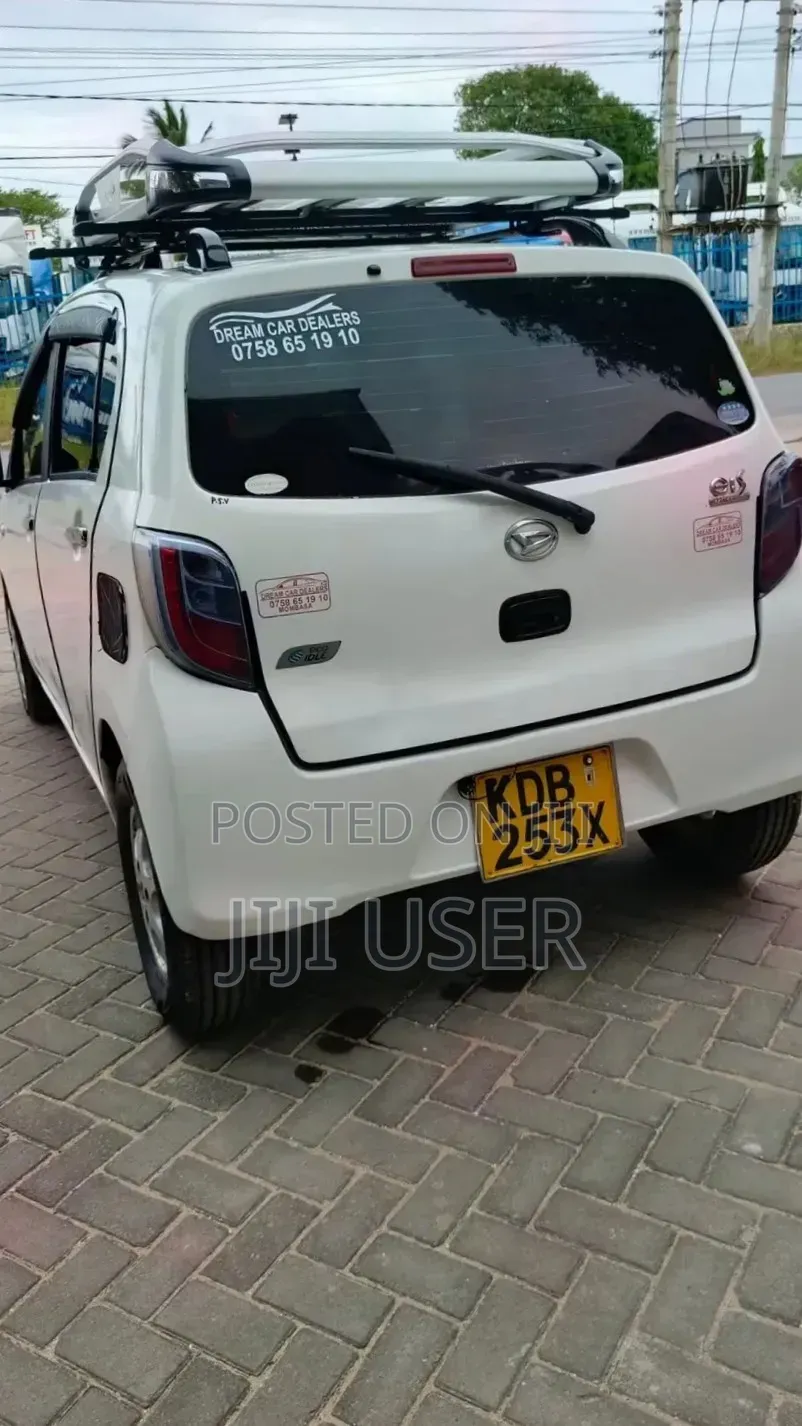 Daihatsu Mira 2013 White