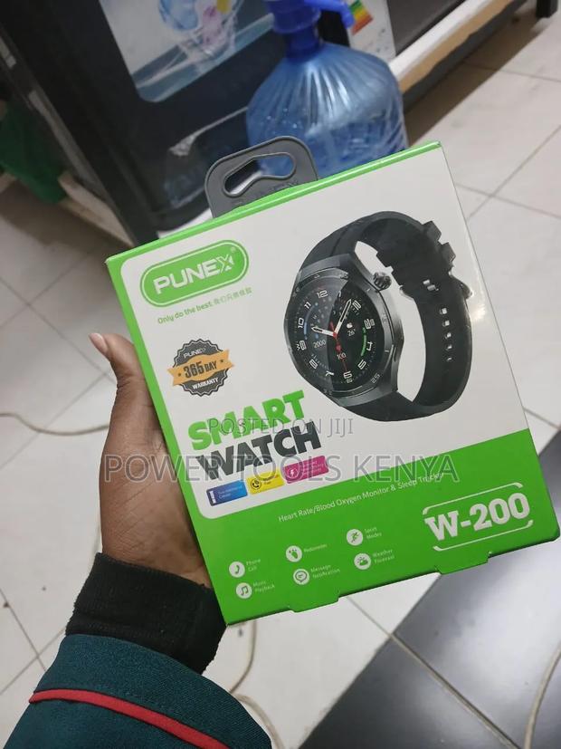 Punex W-200 Budget-Friendly Round Smart Watch - main view