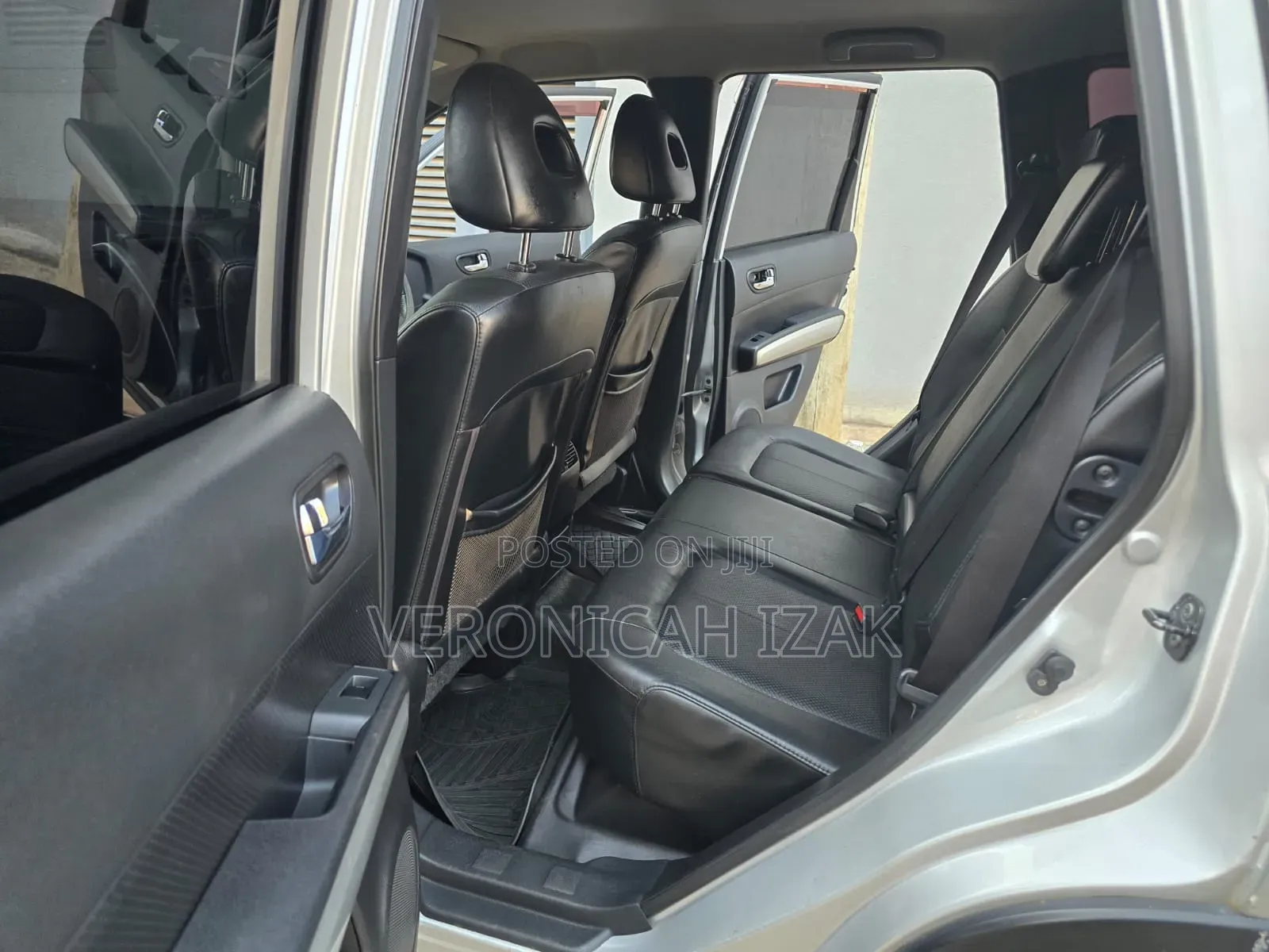 Nissan X-Trail 2010 Silver