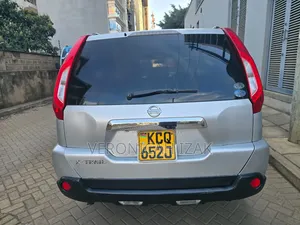Nissan X-Trail 2010 Silver