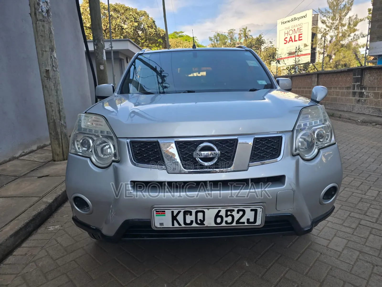 Nissan X-Trail 2010 Silver