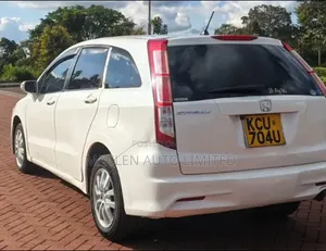 Honda Stream 2013 White