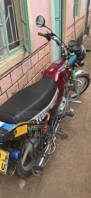 Bajaj Boxer 100 2020 Red