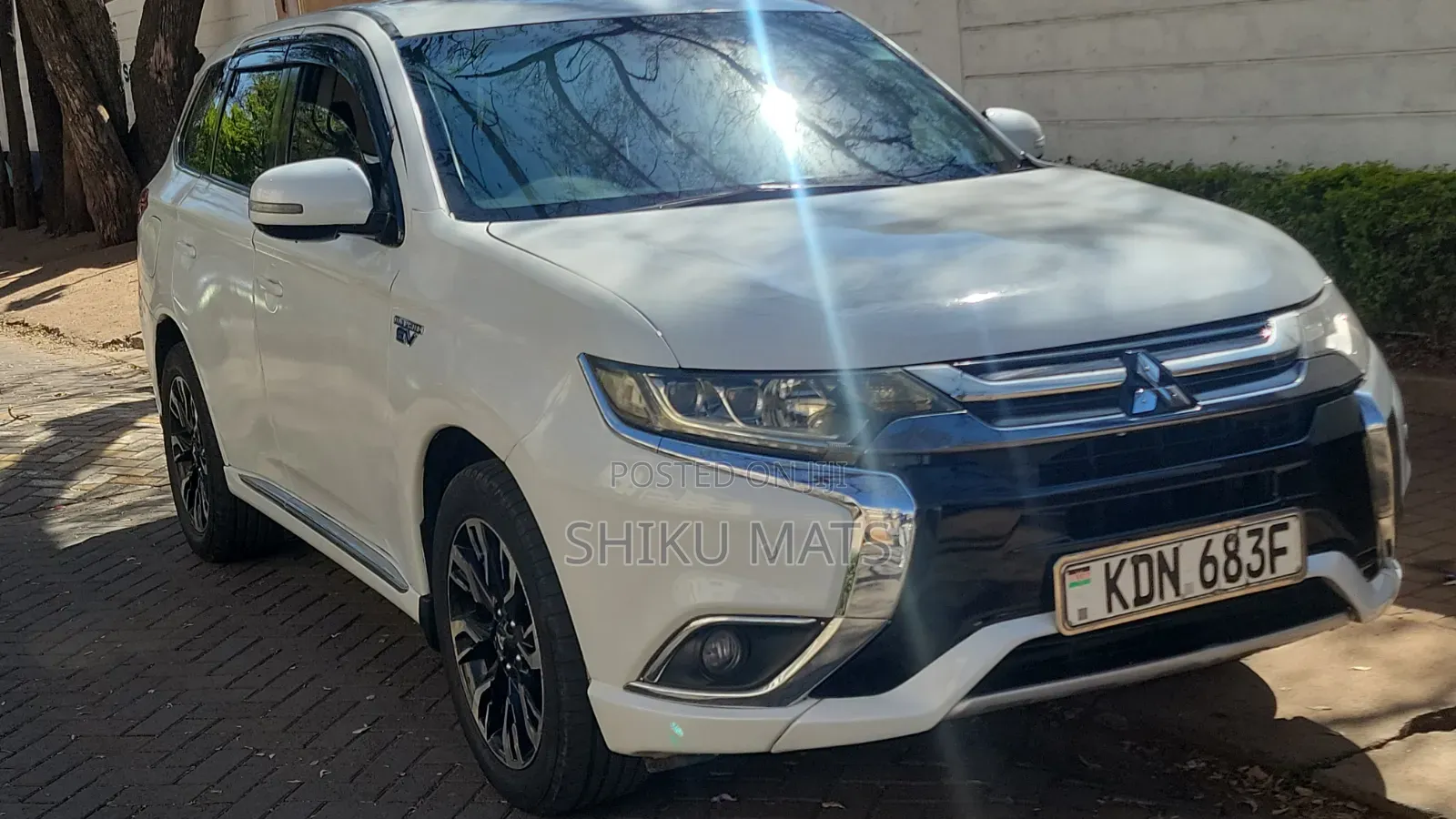 Mitsubishi Outlander 2018 White