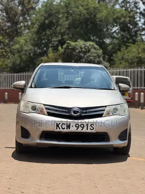 Toyota Corolla 2012 Silver