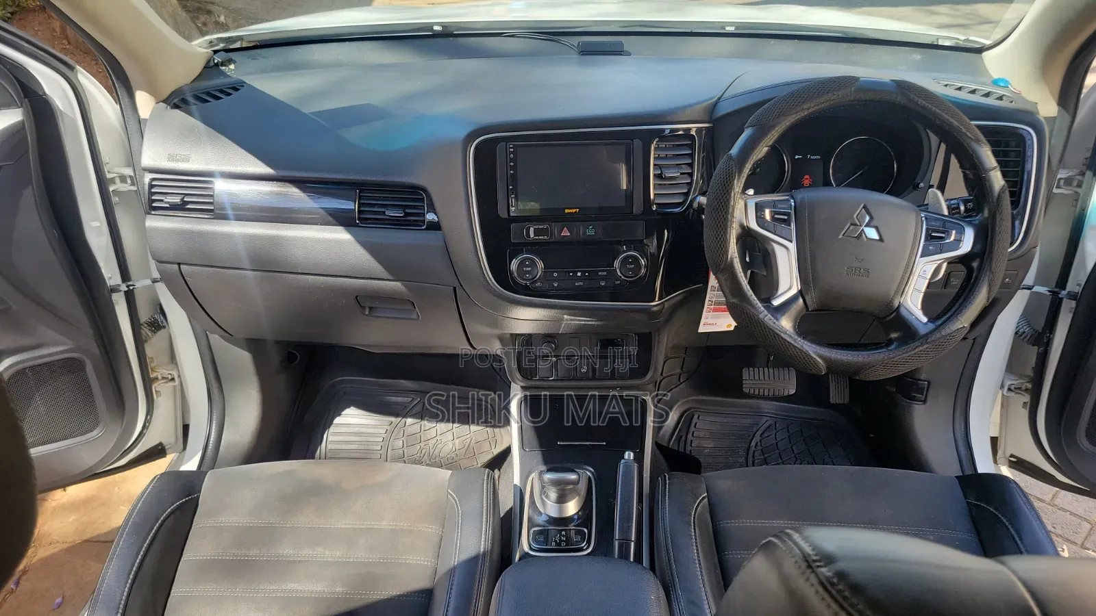 Mitsubishi Outlander 2018 White