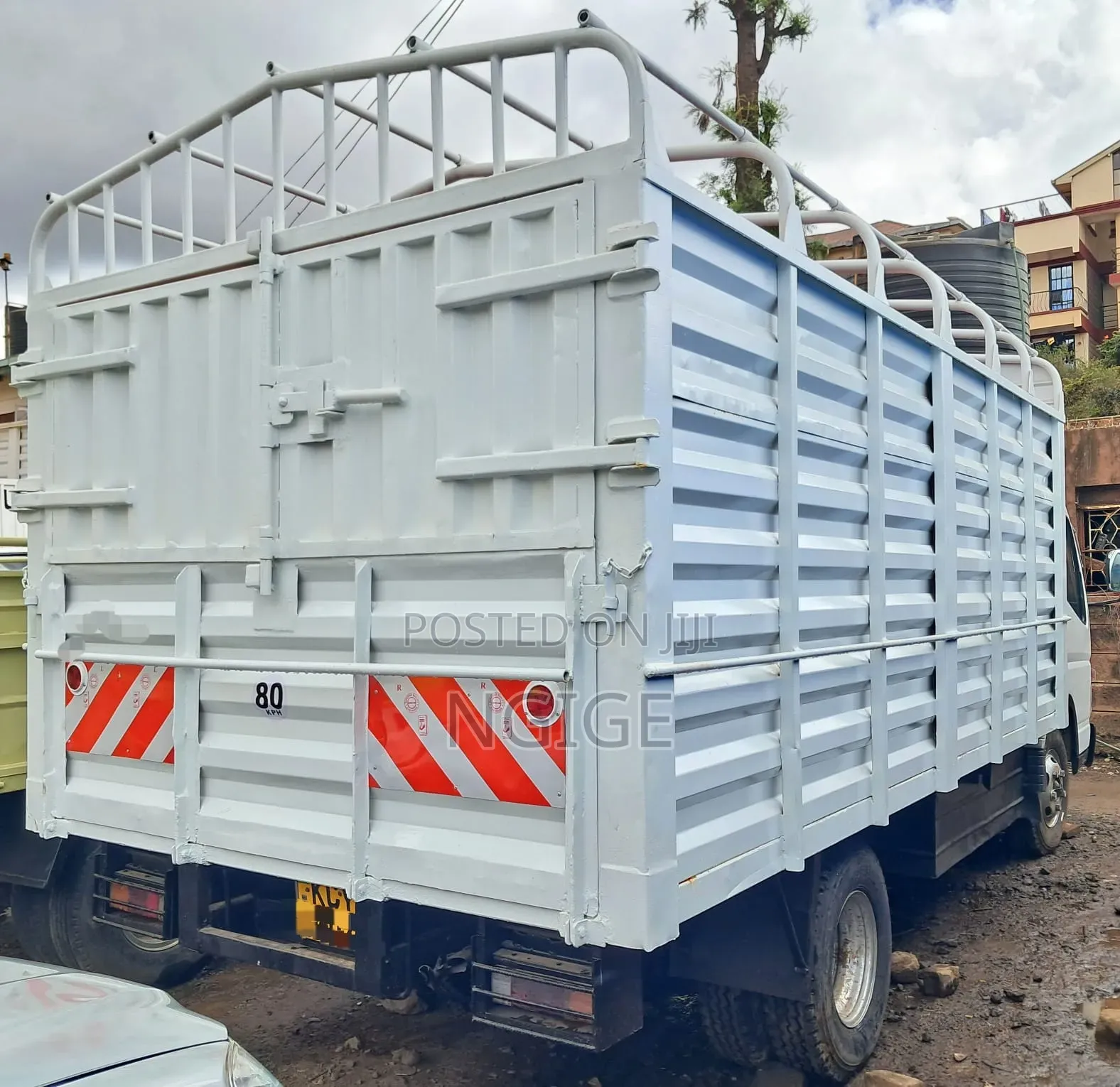 Mitsubishi Fuso Canter 2019 White